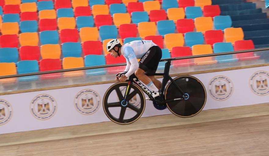 LUCAS VILAR: Récord y sueño olímpico